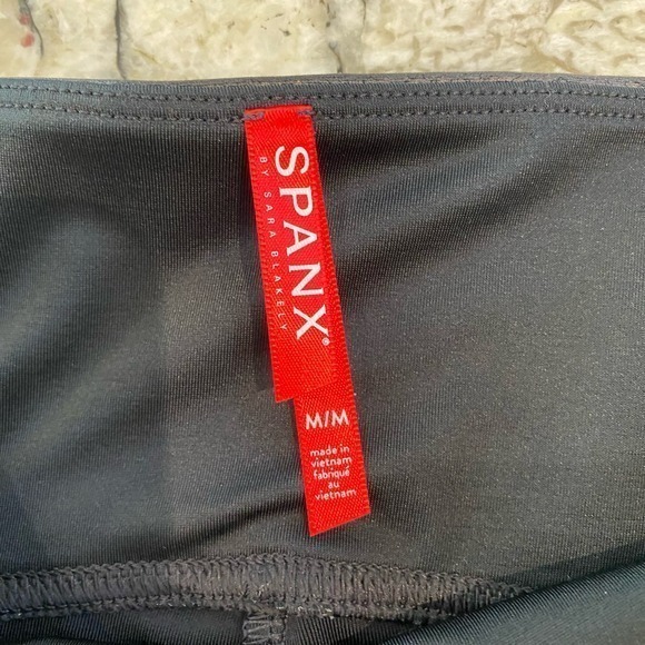 Spanx Faux Leather Leggings Size Medium‎ - Picture 5 of 8